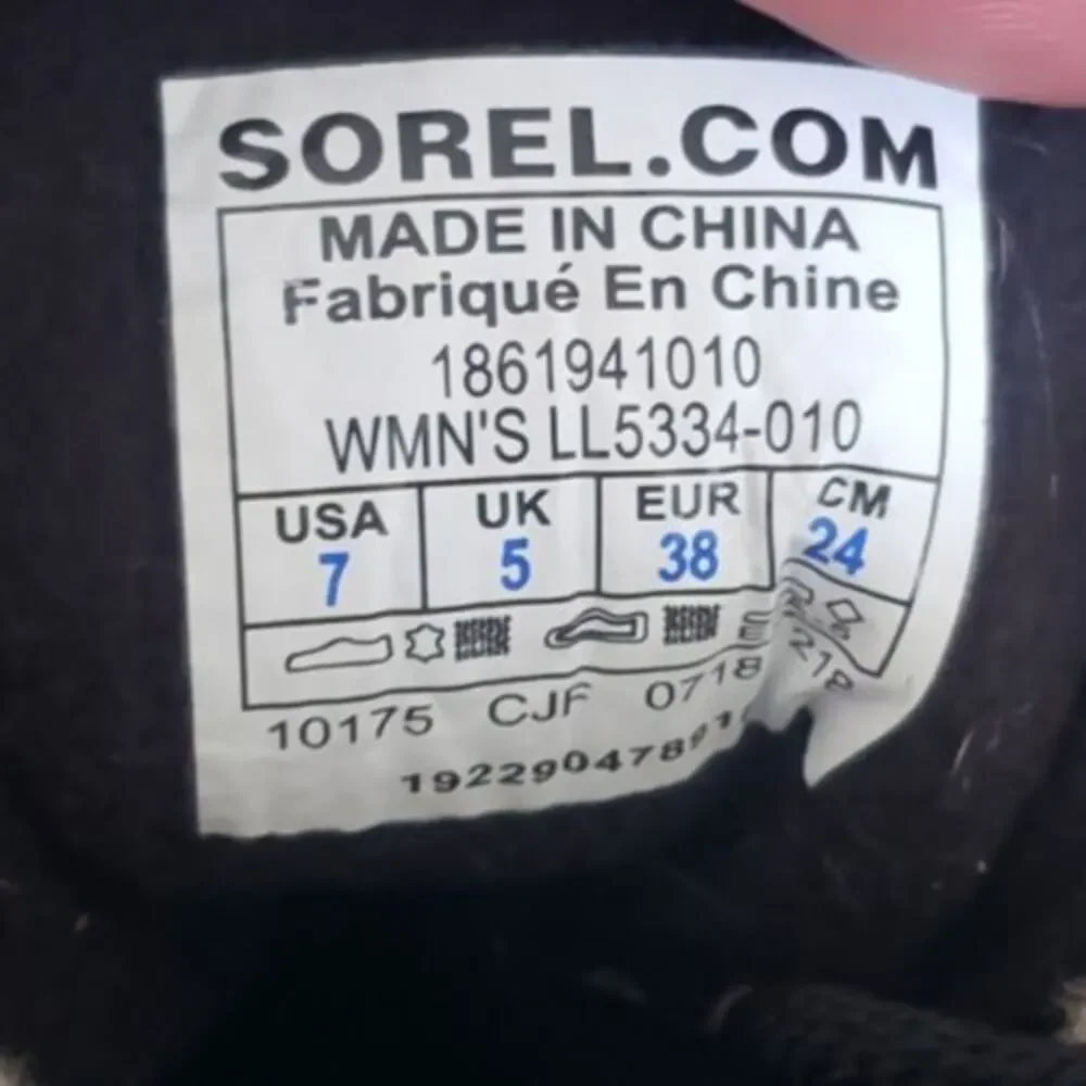 Sorel Womens Sneakchic Alpine Holiday Shearling Waterproof Boots 7 Black Joan